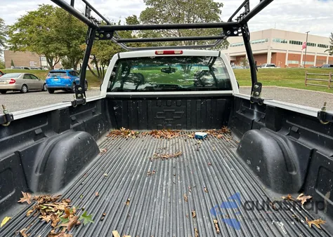 2006 Chevrolet Silverado C1500 from USA, damaged, VIN 3GCEC14X96G263683
